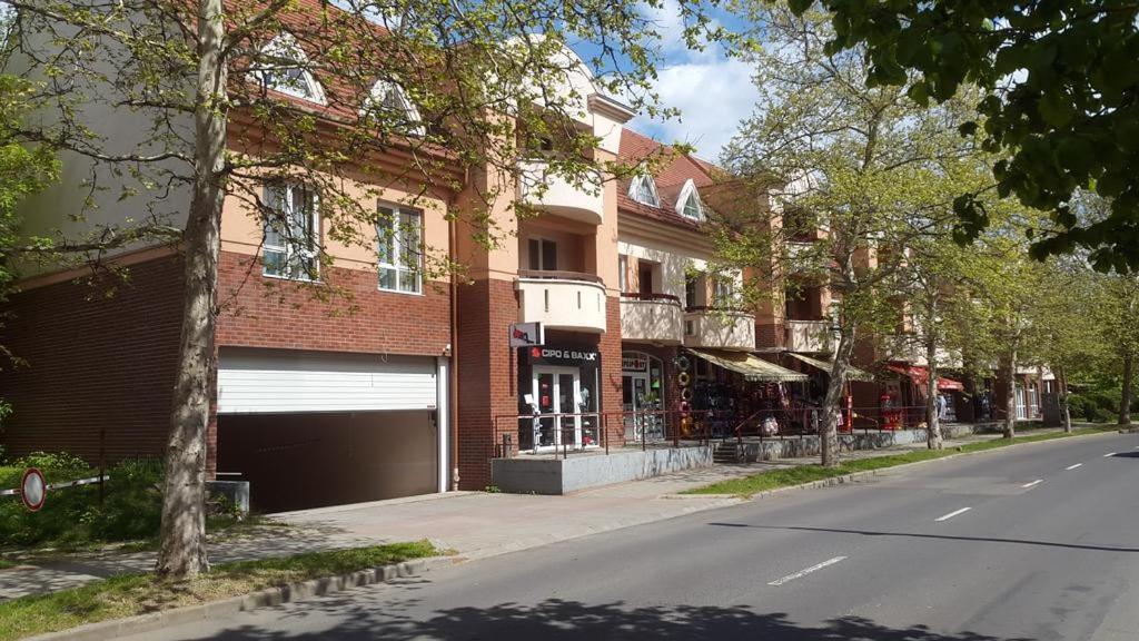 Lola Studio Apartman Hajdúszoboszló Kültér fotó
