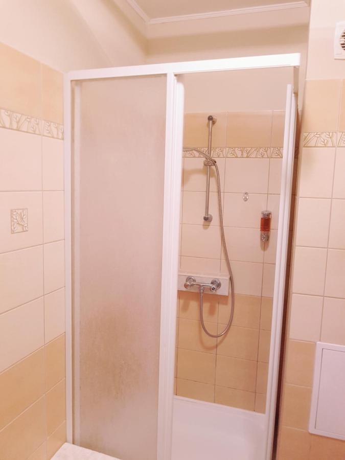Lola Studio Apartman Hajdúszoboszló Kültér fotó