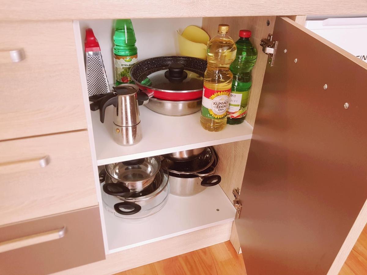 Lola Studio Apartman Hajdúszoboszló Kültér fotó